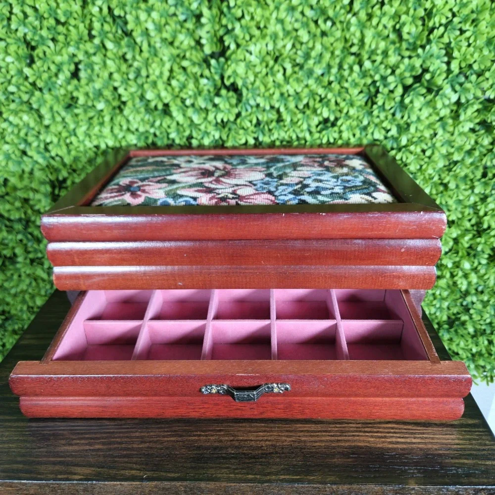 VTG Floral Tapestry Wooden Jewelry Box Cherry Finish Scalloped Ring Organizer